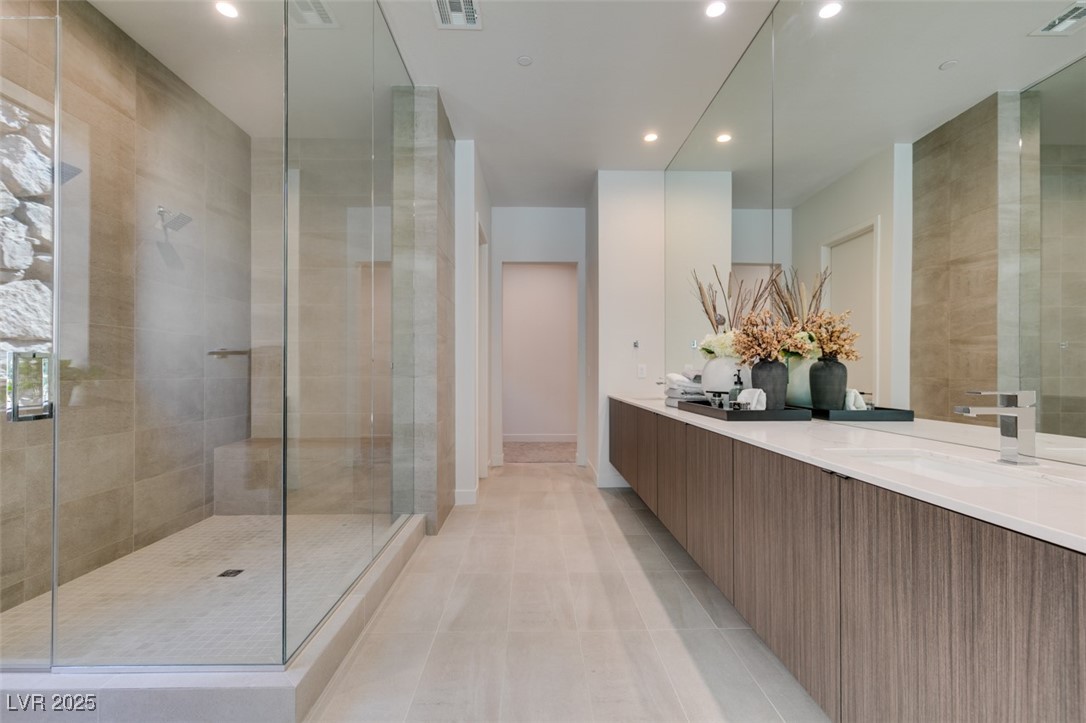 623 Dragon Mountain Court Property Photo 32