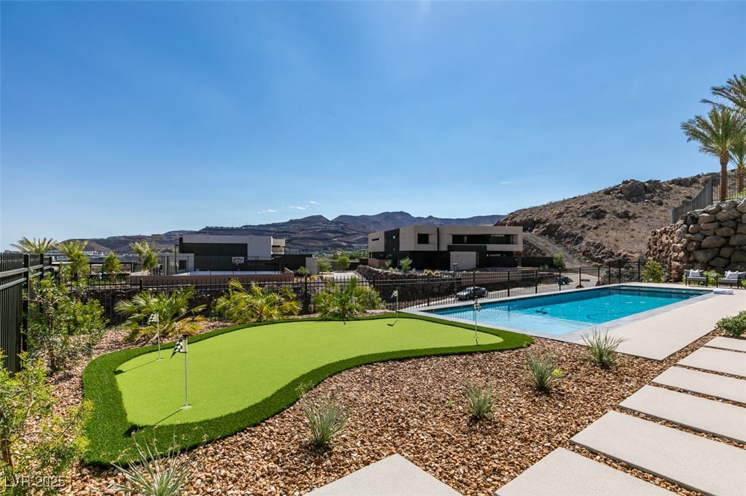 623 Dragon Mountain Court Property Photo 45