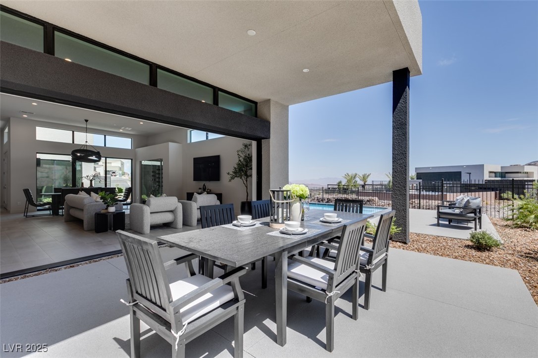 623 Dragon Mountain Court Property Photo 47