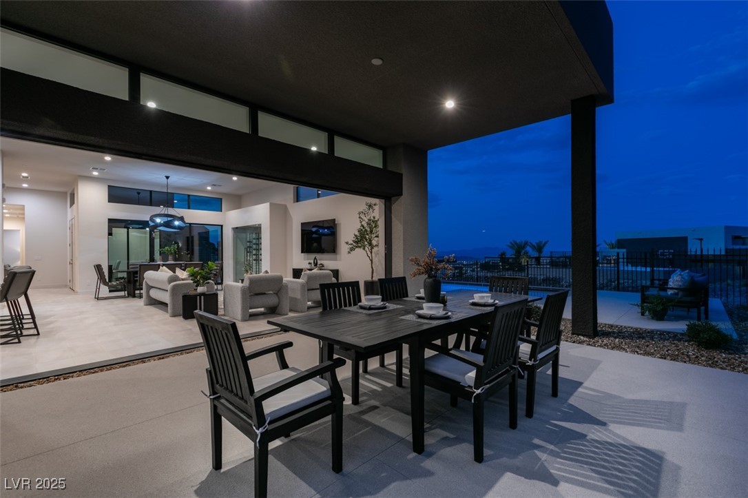 623 Dragon Mountain Court Property Photo 49