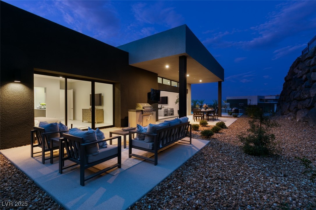 623 Dragon Mountain Court Property Photo 53