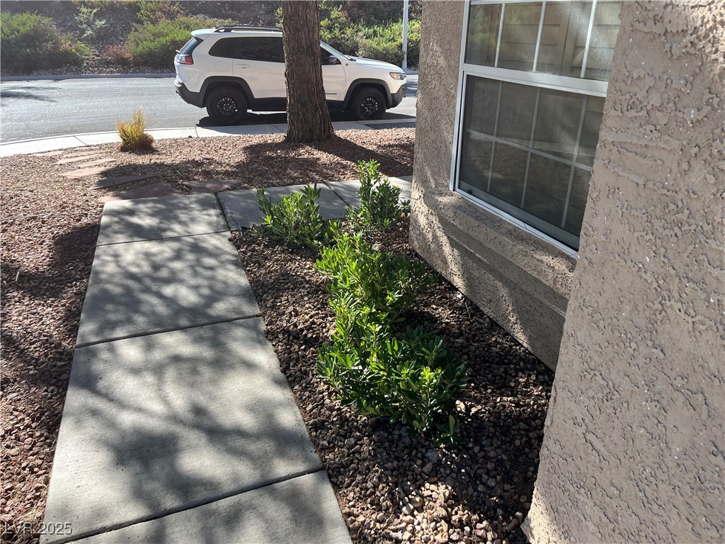 2842 BRIAR KNOLL Drive Property Photo 1