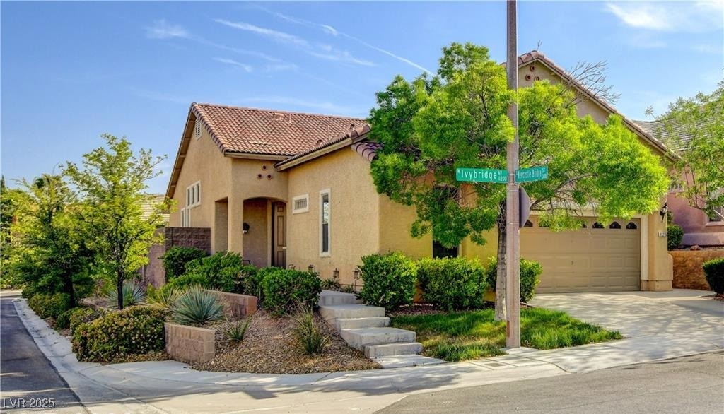 11215 Ivybridge Avenue Property Photo 1