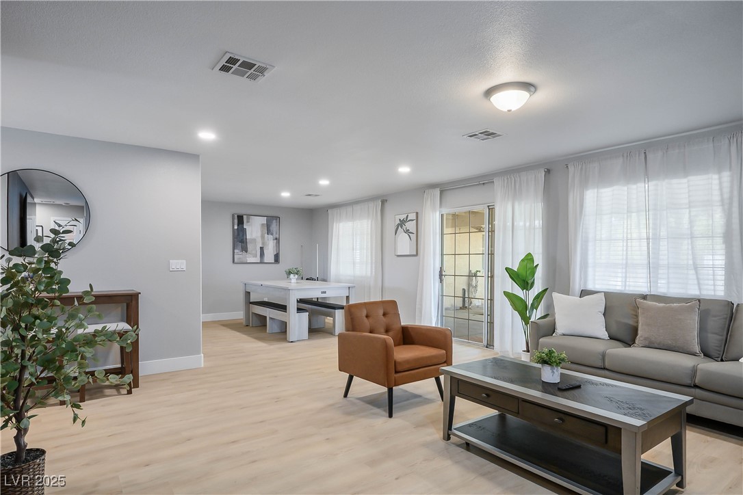 6990 West Richmar Avenue Property Photo 9