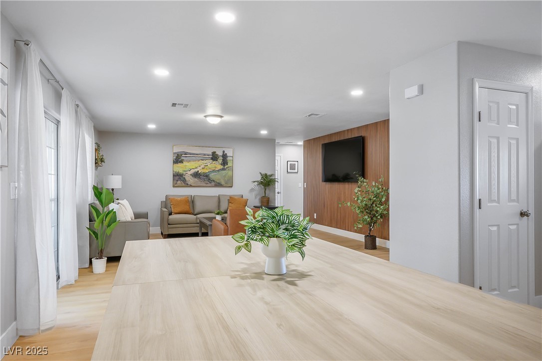 6990 West Richmar Avenue Property Photo 13