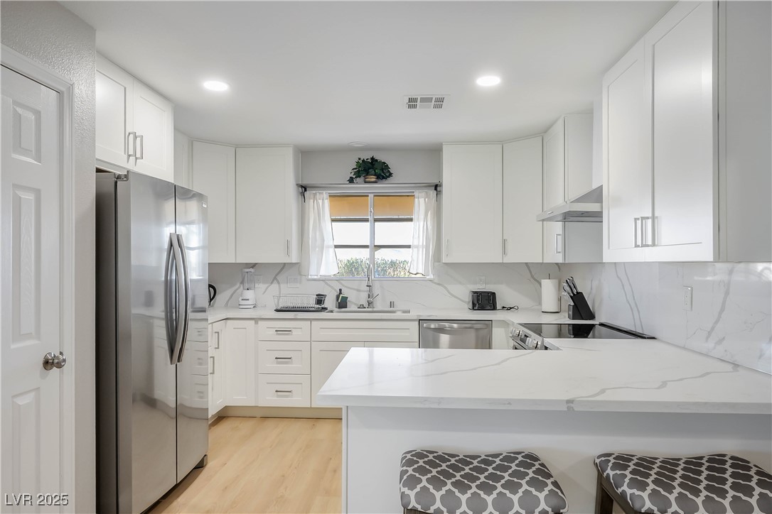 6990 West Richmar Avenue Property Photo 14