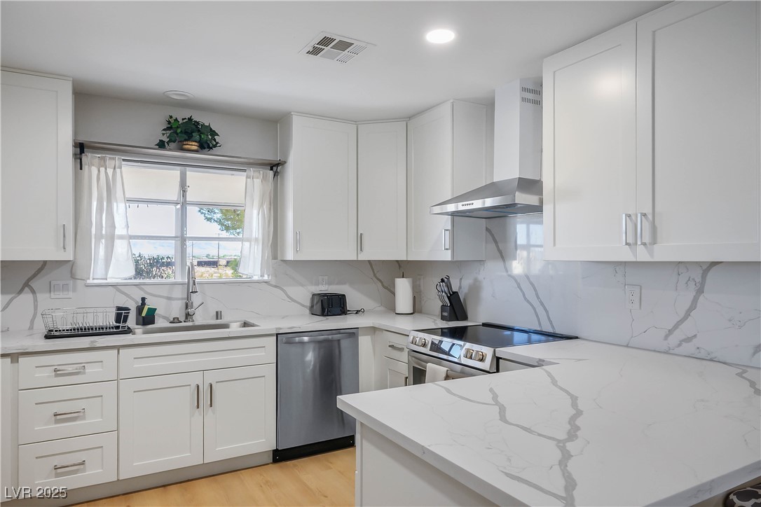 6990 West Richmar Avenue Property Photo 15