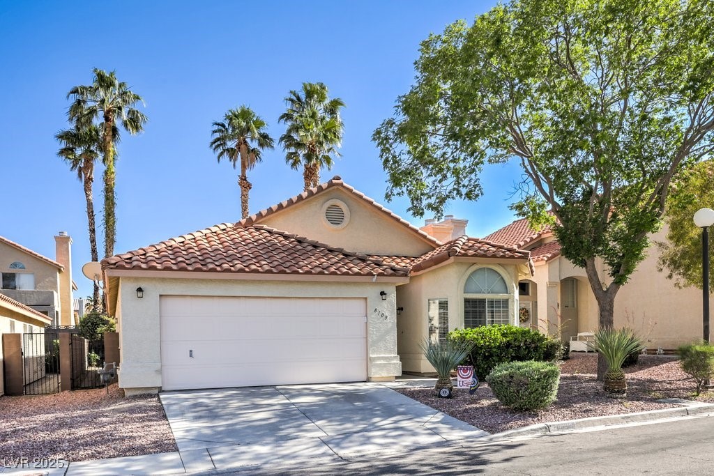 8109 Sunset Mill Drive Property Photo 4