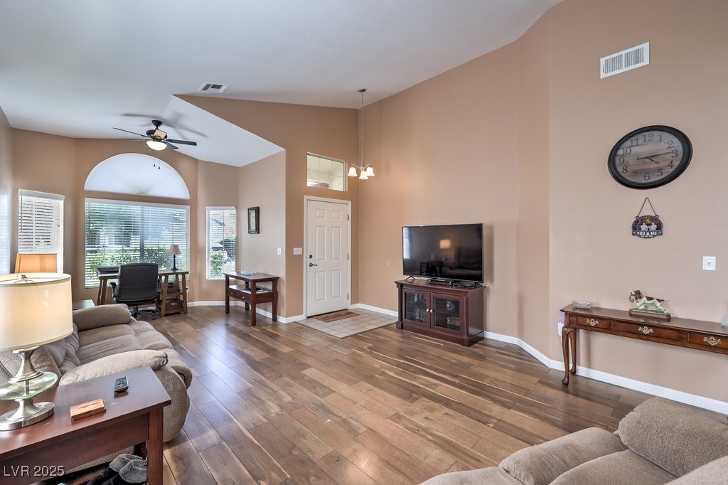 8109 Sunset Mill Drive Property Photo 6