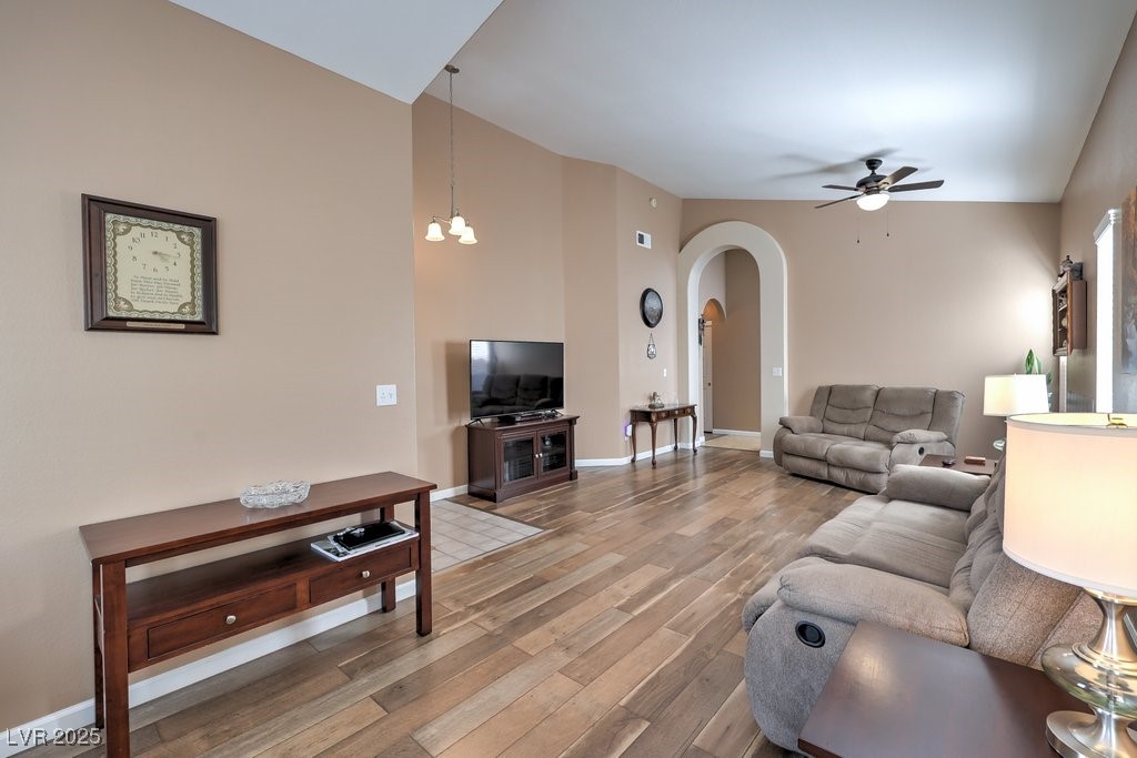 8109 Sunset Mill Drive Property Photo 8