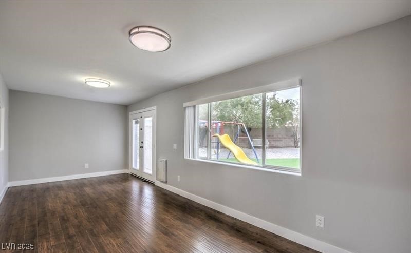 3255 El Camino Road Property Photo 12