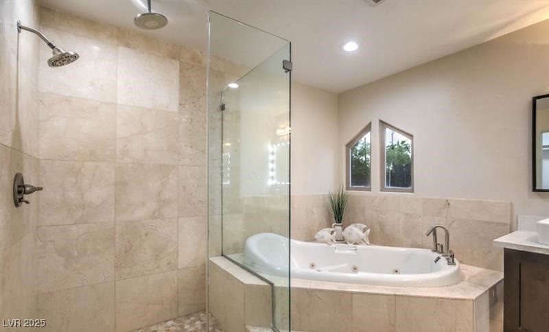 3255 El Camino Road Property Photo 15