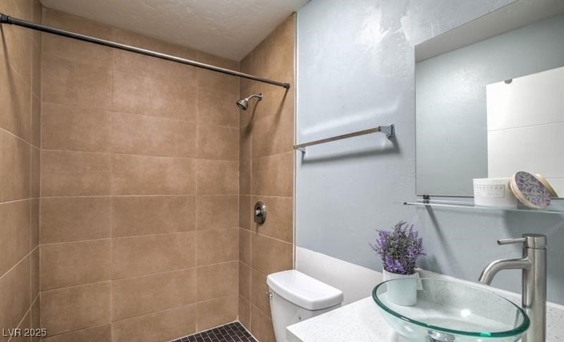 3255 El Camino Road Property Photo 21