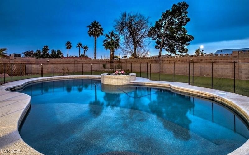 3255 El Camino Road Property Photo 26