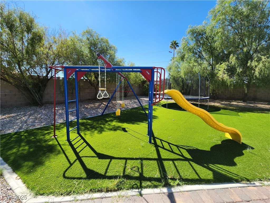 3255 El Camino Road Property Photo 31