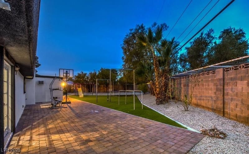 3255 El Camino Road Property Photo 35