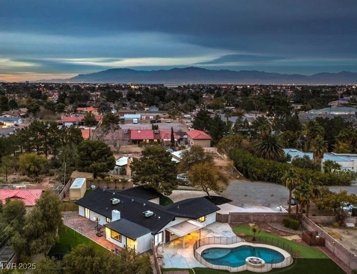 3255 El Camino Road Property Photo 37