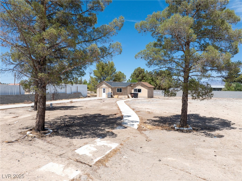 1640 Bruce Street Property Photo 4