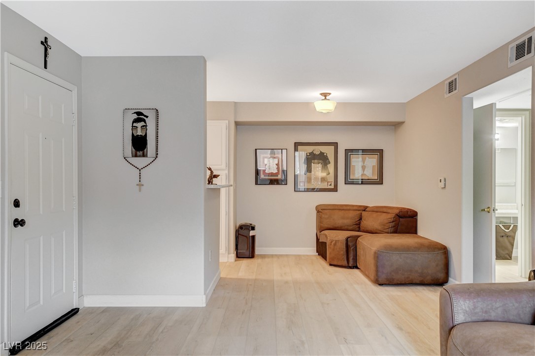 555 East Silverado Ranch Boulevard 1172 Property Photo 11