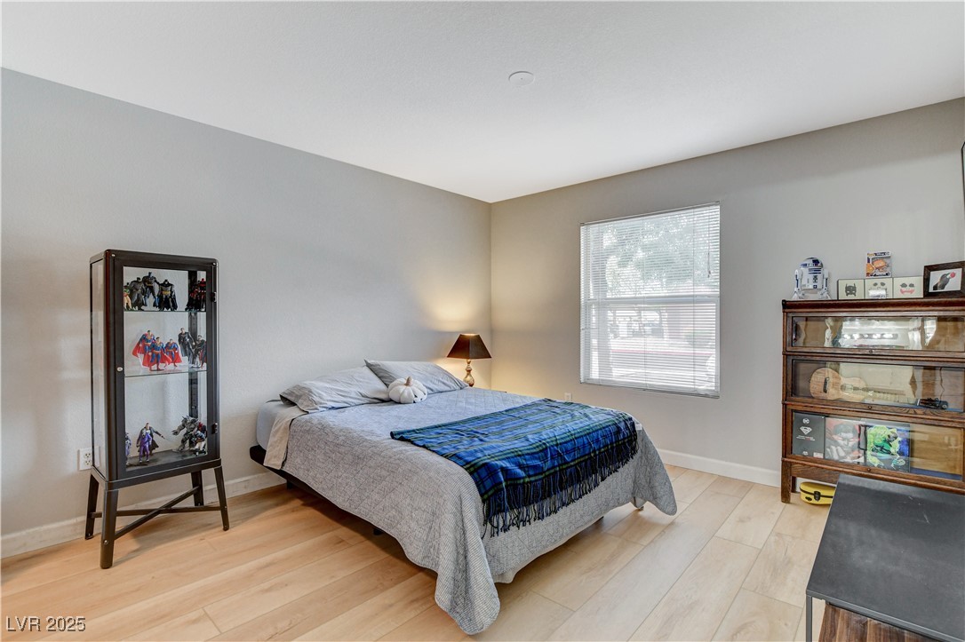 555 East Silverado Ranch Boulevard 1172 Property Photo 22