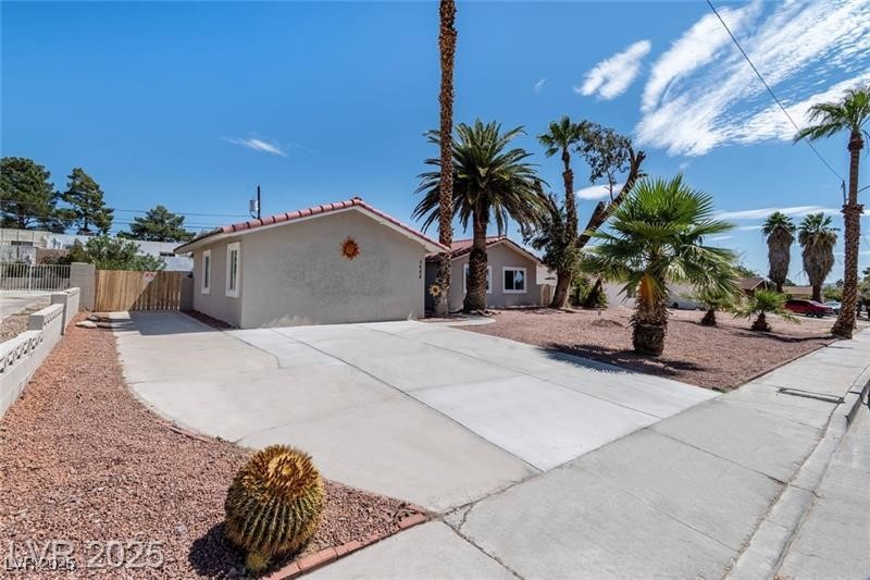 3688 Edison Avenue Property Photo 5