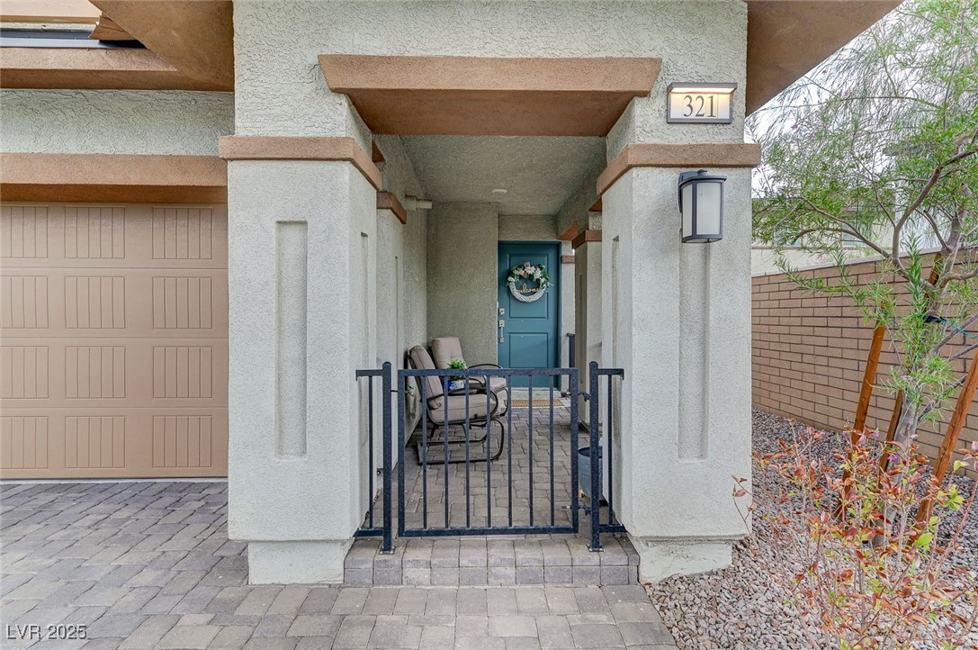 321 Bay Village Place Property Photo 5