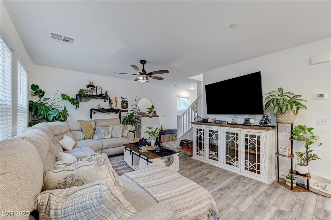 321 Bay Village Place Property Photo 8