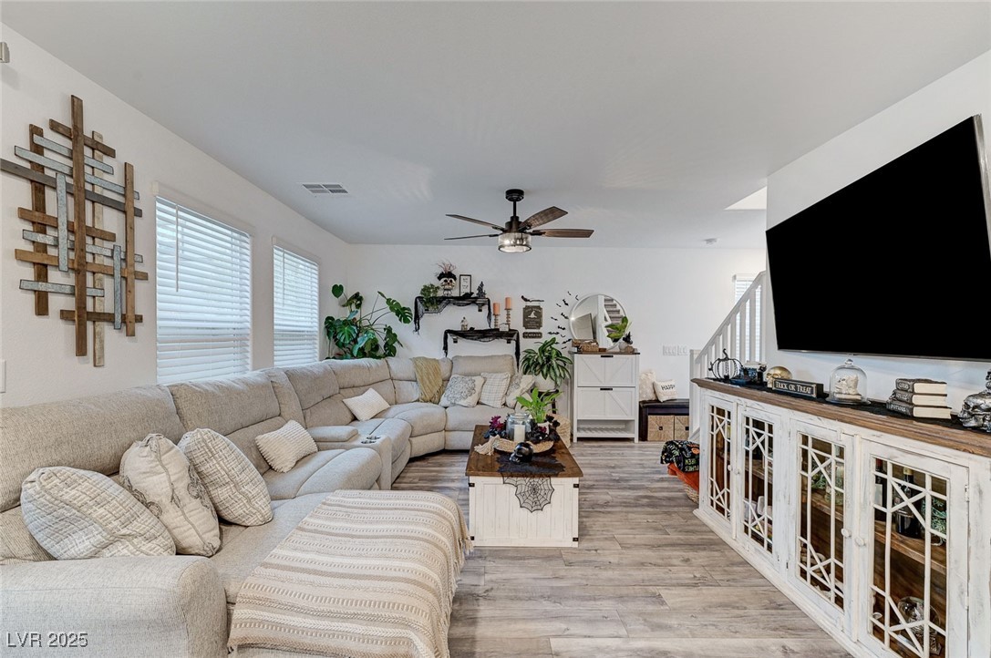 321 Bay Village Place Property Photo 11