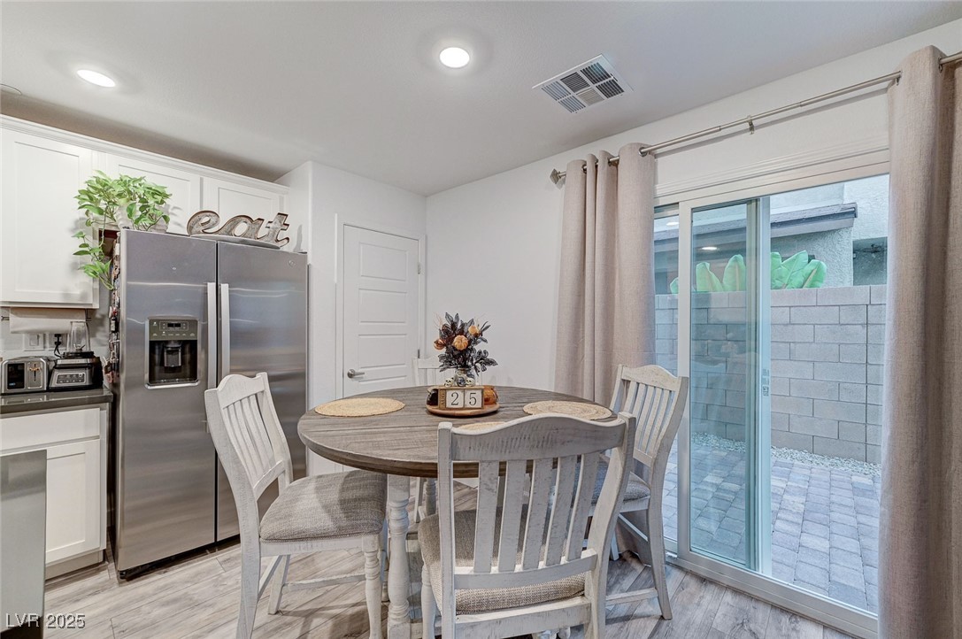 321 Bay Village Place Property Photo 12