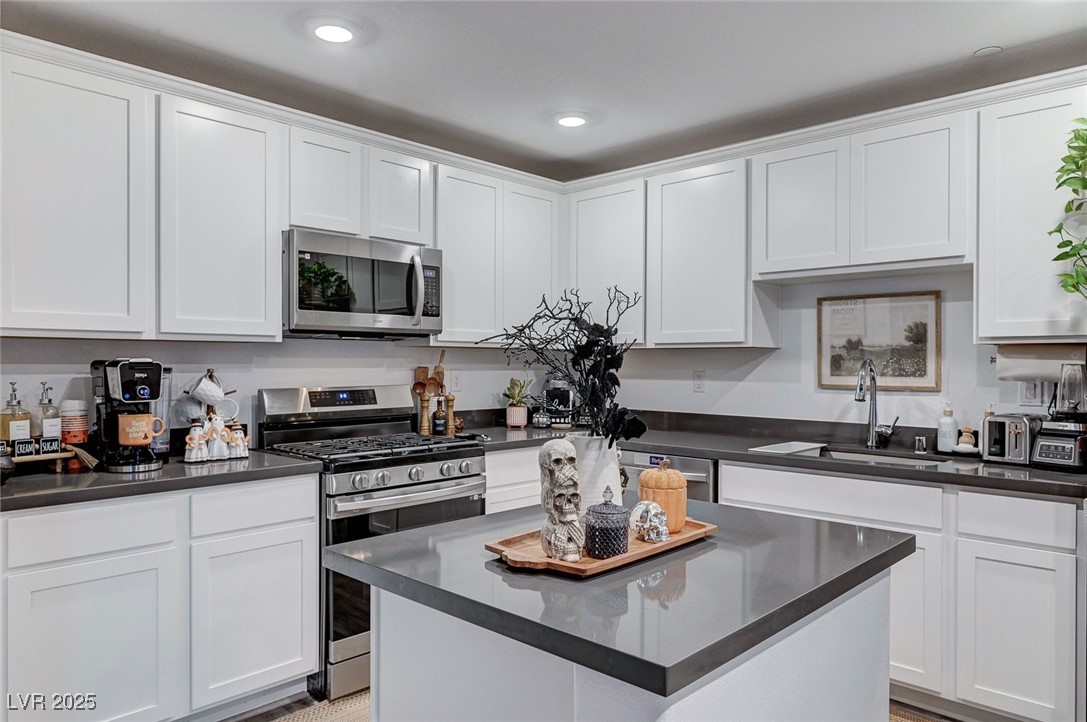 321 Bay Village Place Property Photo 19