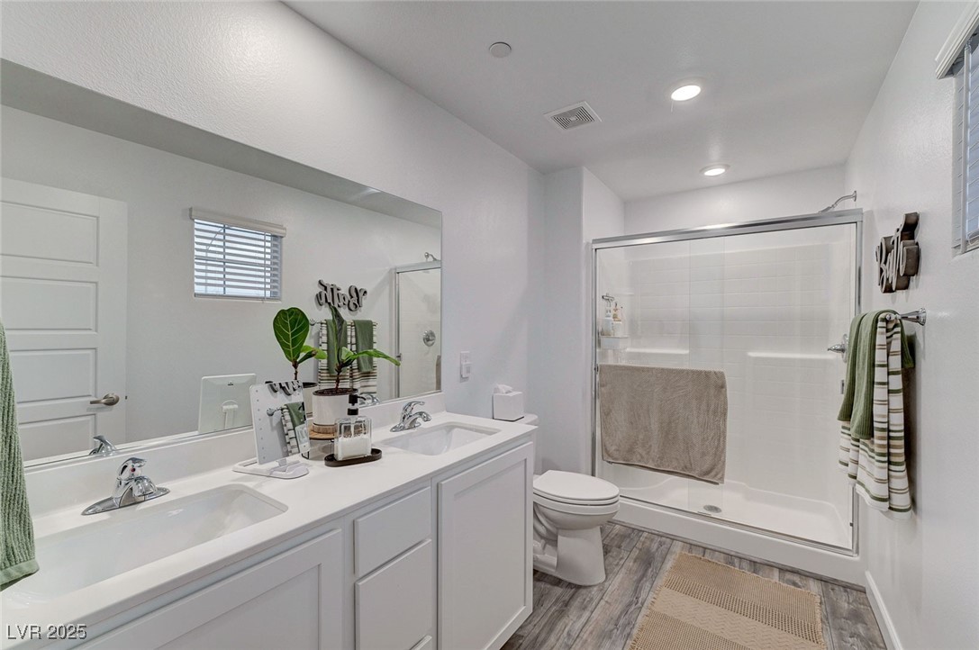 321 Bay Village Place Property Photo 27