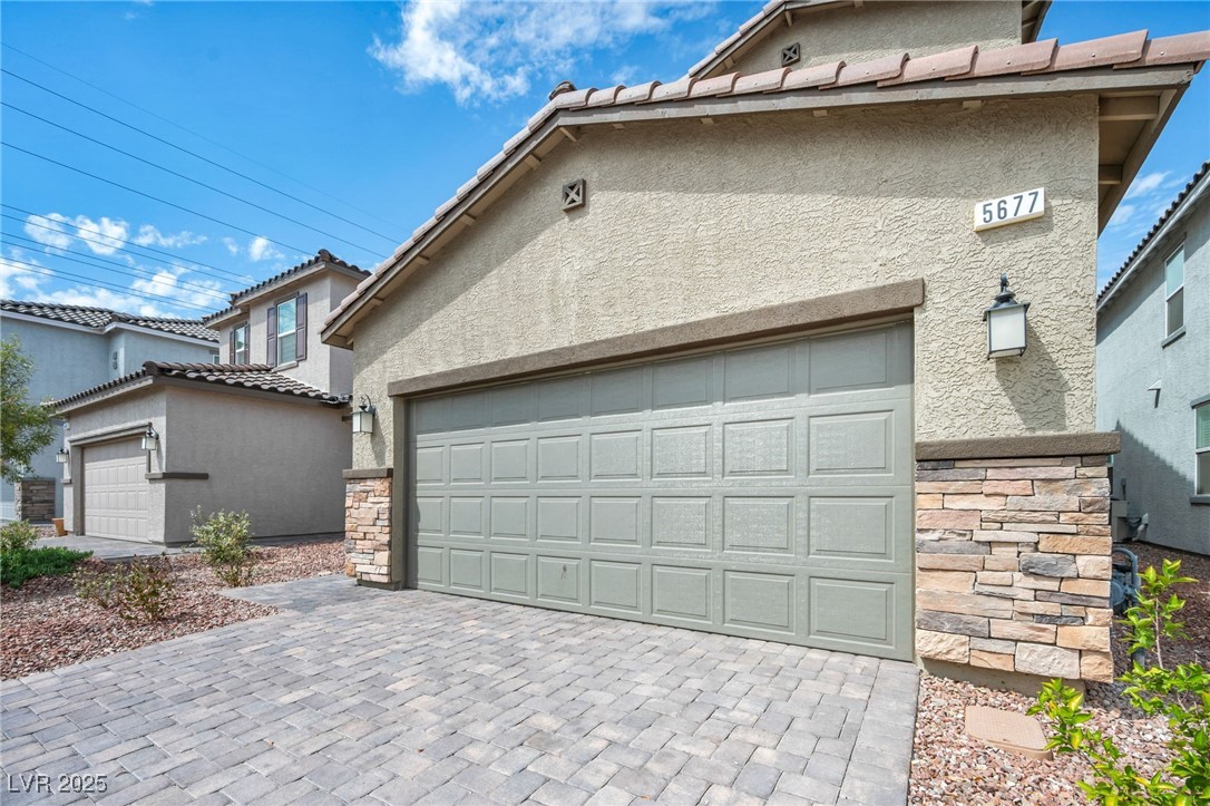 5677 Asyma Court Property Photo 10