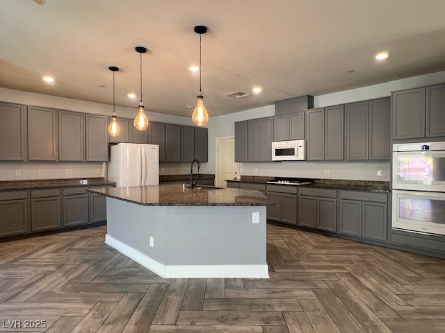 981 Soaring Moon Drive Property Photo 15