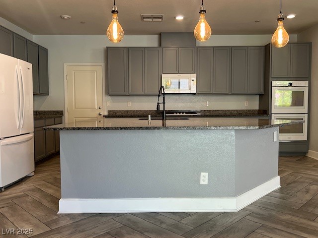 981 Soaring Moon Drive Property Photo 16