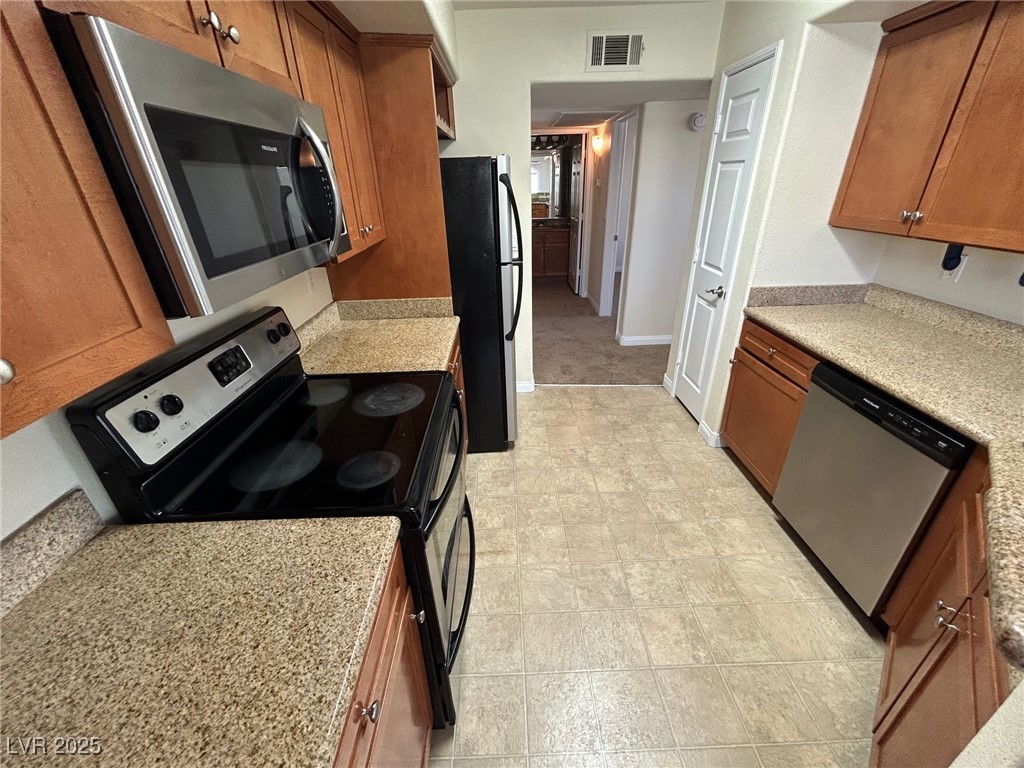 4400 South Jones Boulevard 2017 Property Photo 15