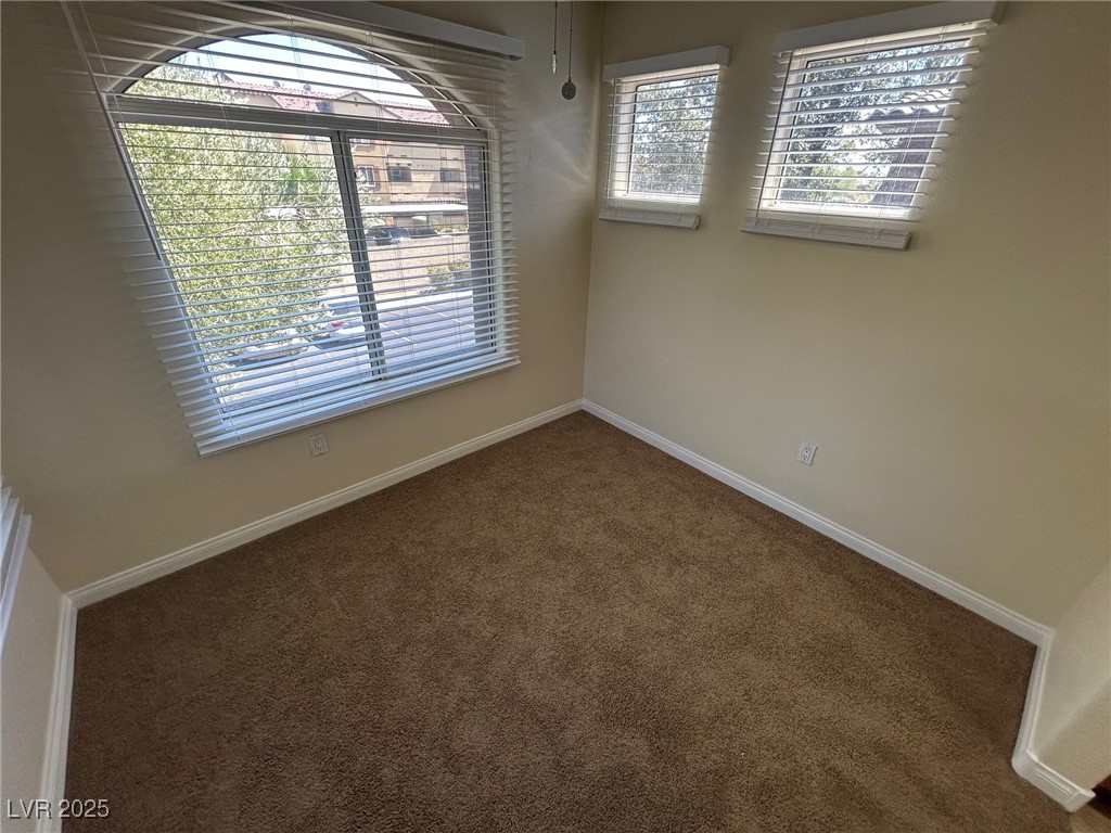 4400 South Jones Boulevard 2017 Property Photo 21