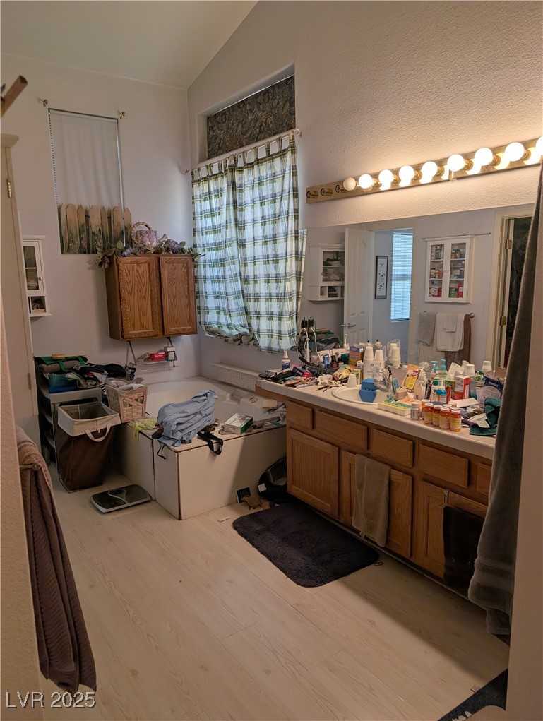 6805 Silver Chisel Avenue Property Photo 5
