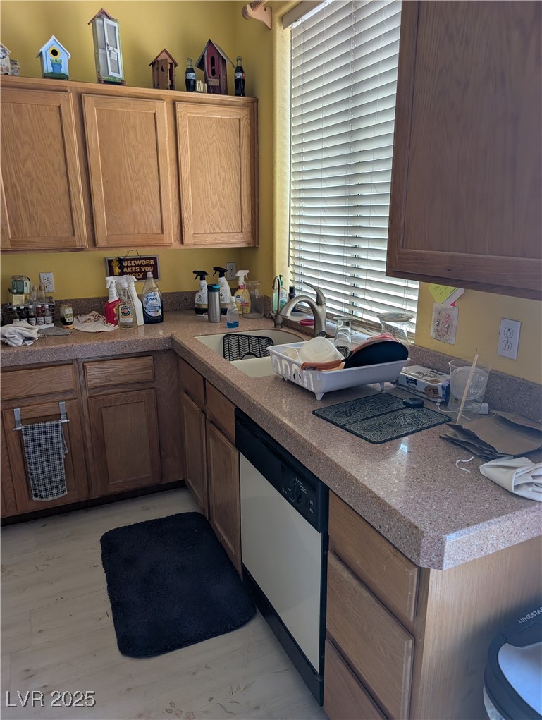 6805 Silver Chisel Avenue Property Photo 10