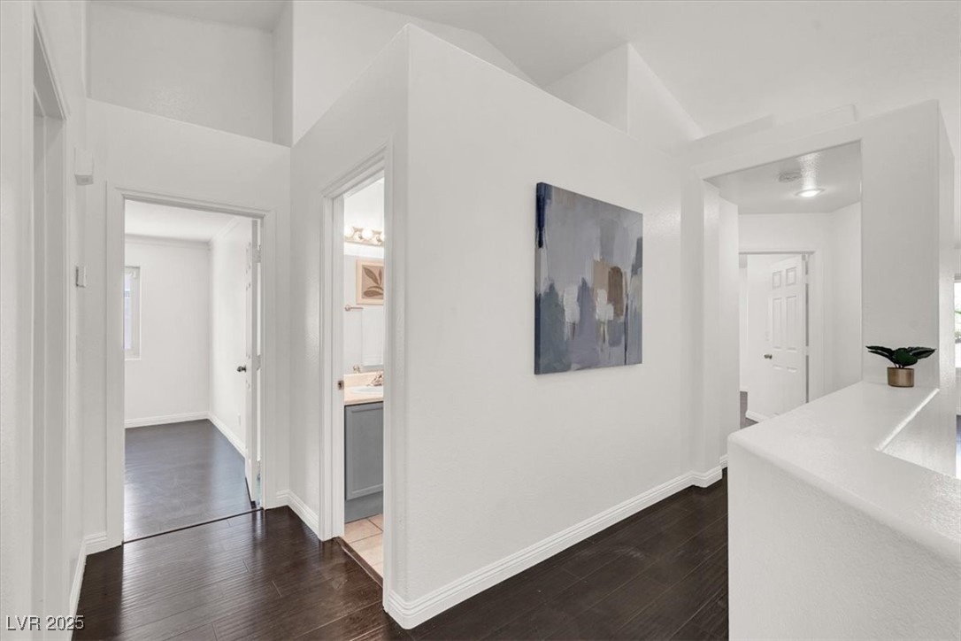 7229 Robins Roost Street Property Photo 21