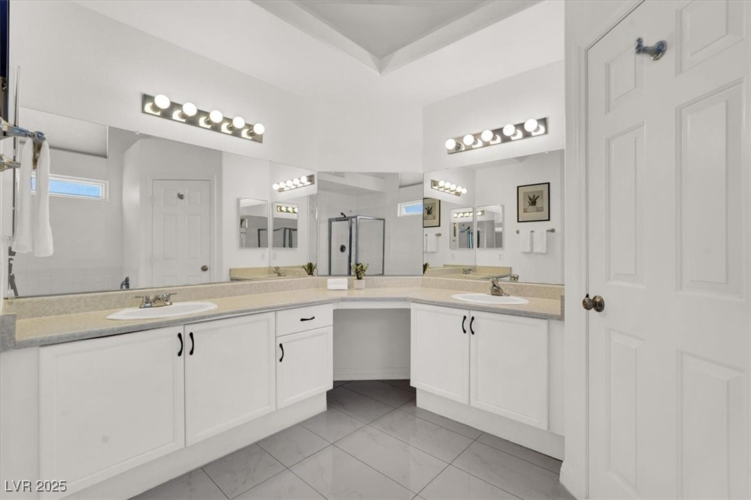 7229 Robins Roost Street Property Photo 25