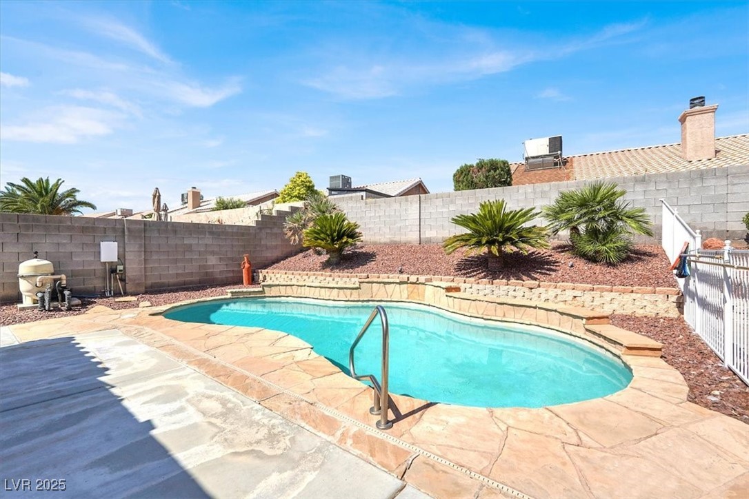 7229 Robins Roost Street Property Photo 38