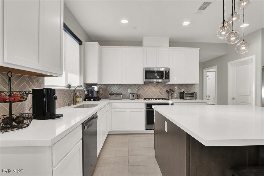 721 North Water Street Property Photo 8