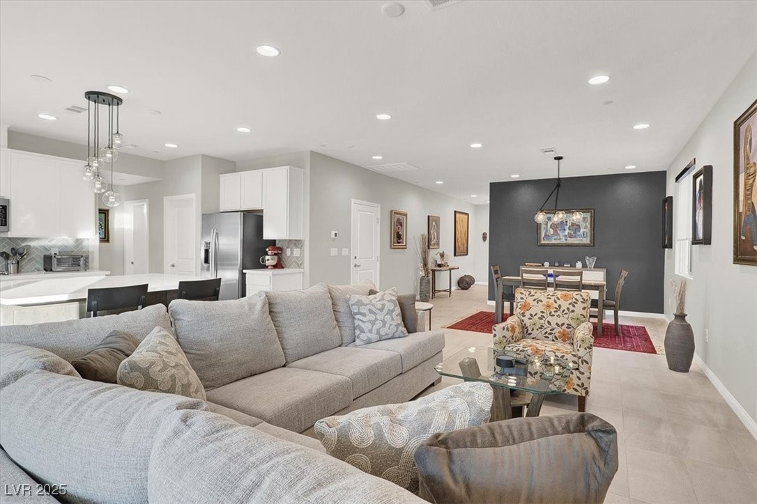 721 North Water Street Property Photo 15