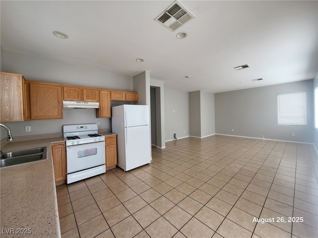 7962 Severn Valley Street Property Photo 5