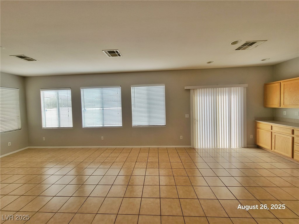 7962 Severn Valley Street Property Photo 7