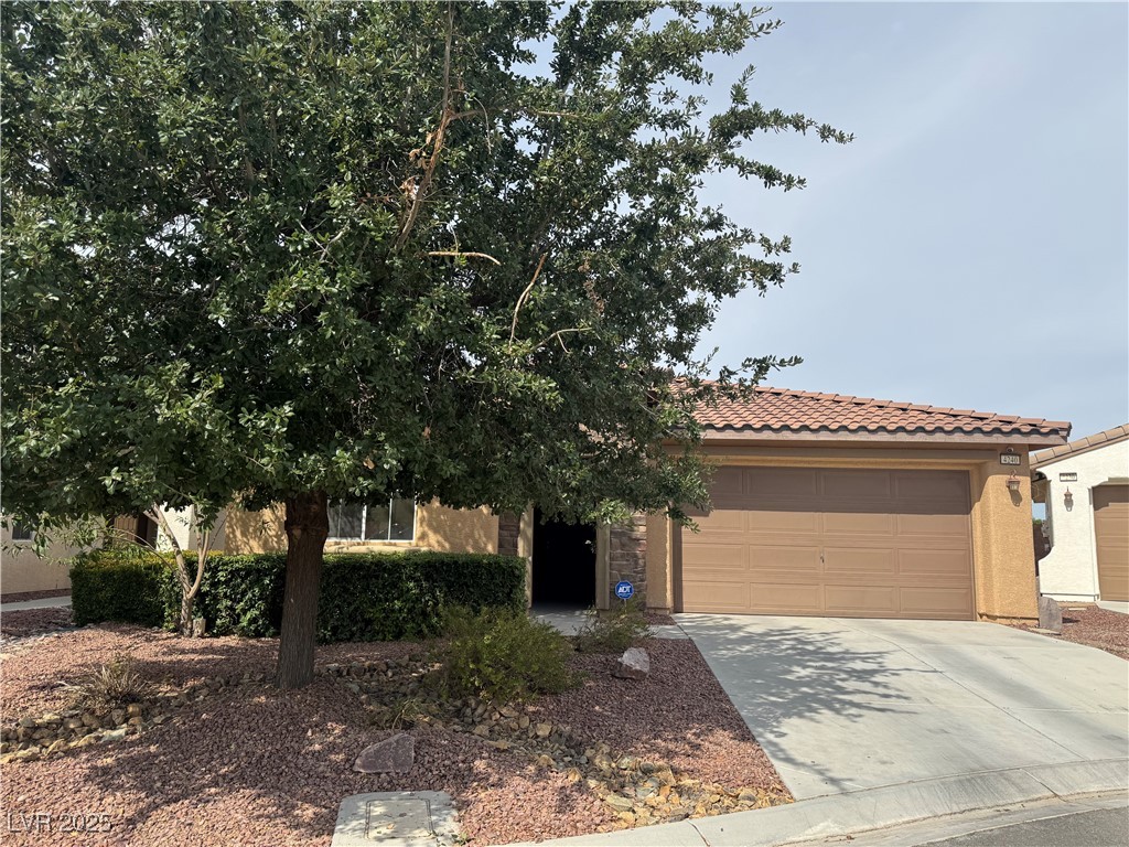 4240 South Gressa Street Property Photo 2