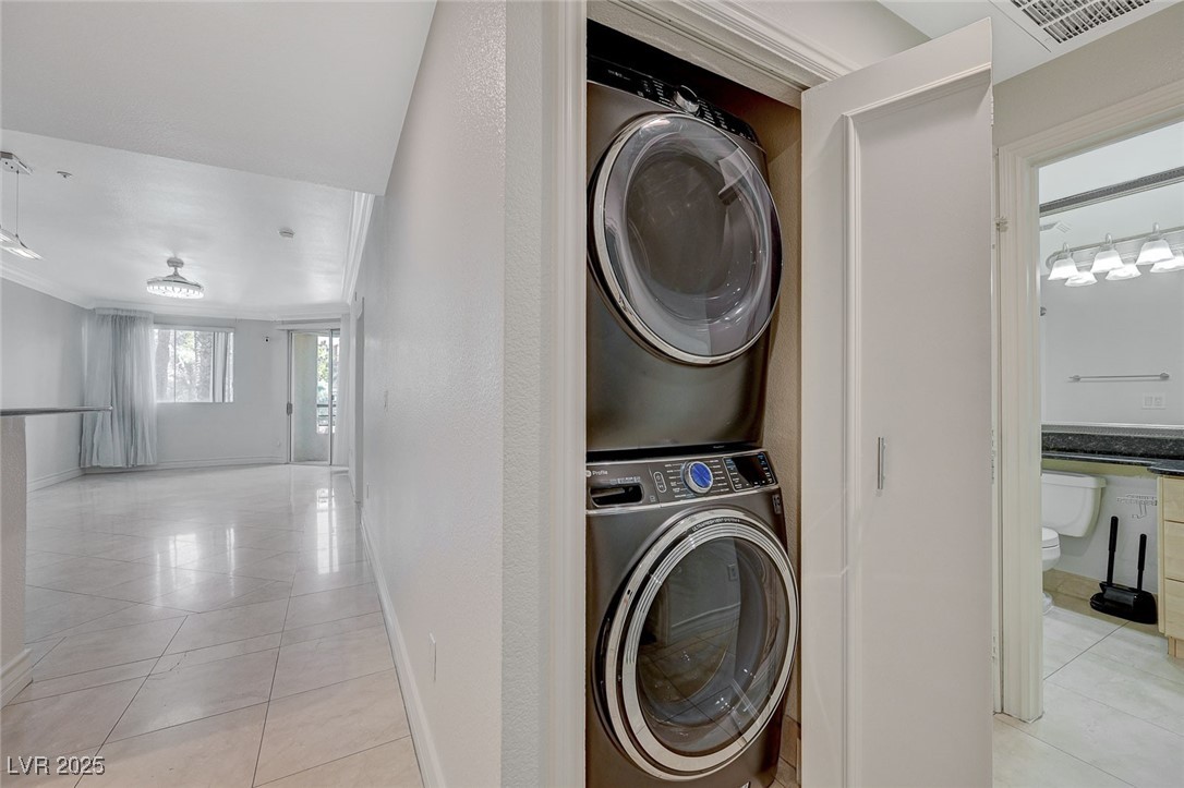 210 East Flamingo Road 105 Property Photo 26