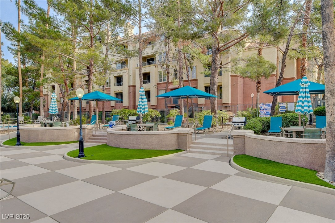 210 East Flamingo Road 105 Property Photo 38