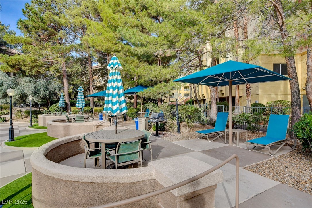 210 East Flamingo Road 105 Property Photo 40