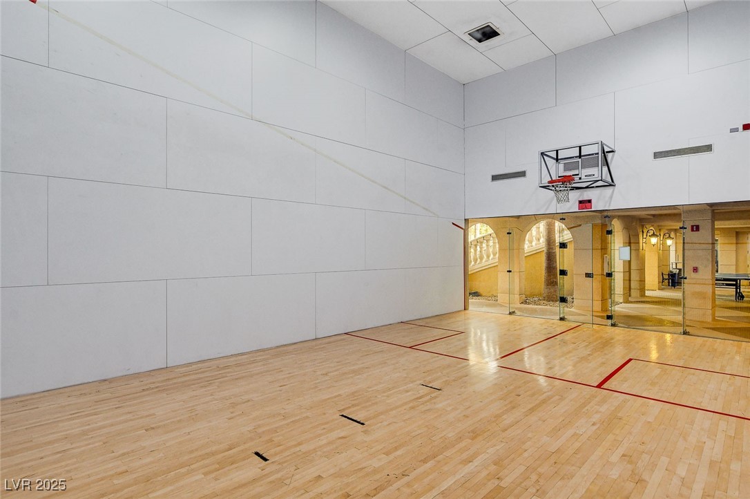 210 East Flamingo Road 105 Property Photo 44